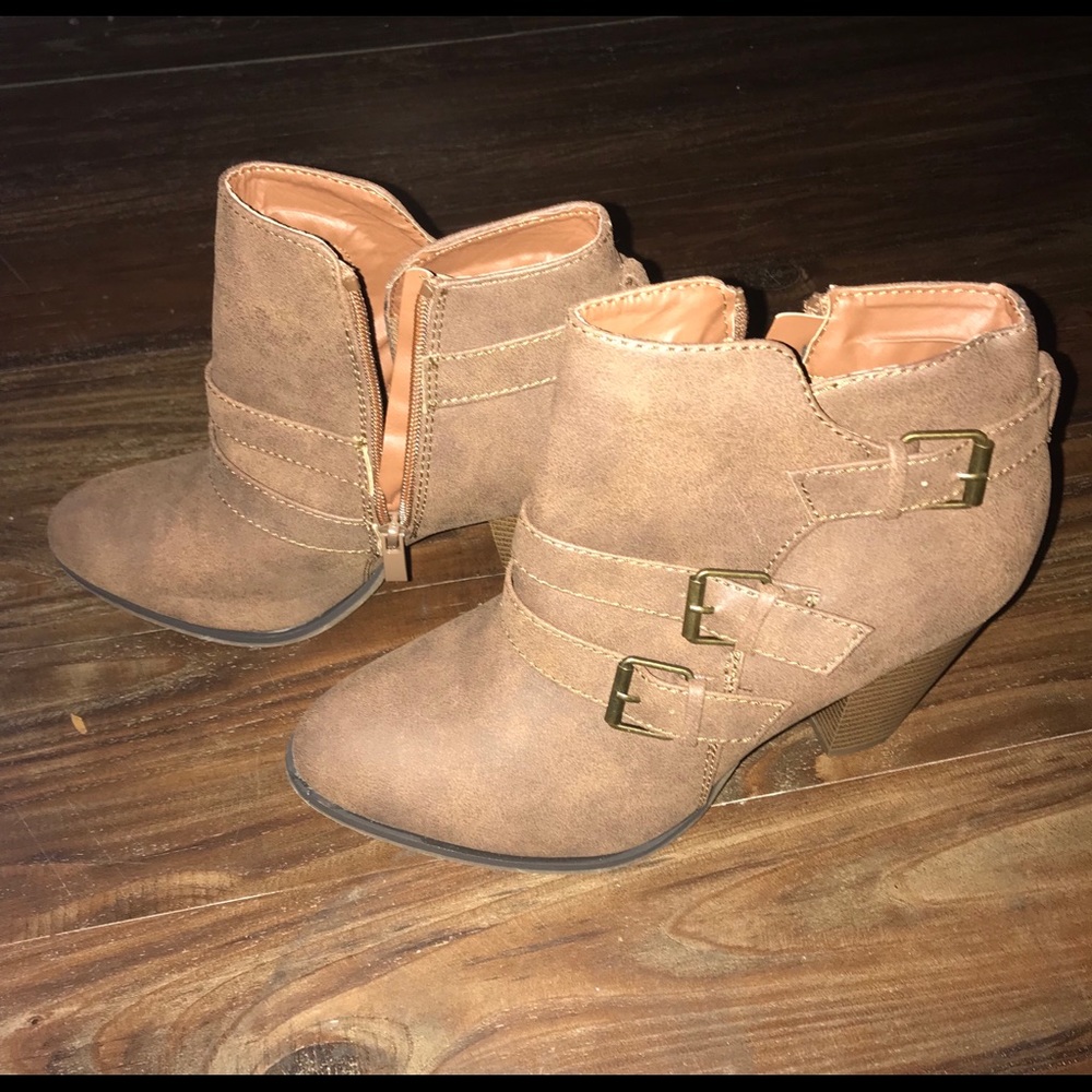 Fashion boots
